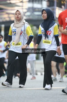 Runner Photo 4801193