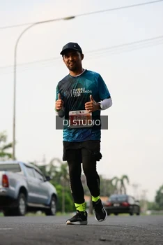Runner Photo 4801479
