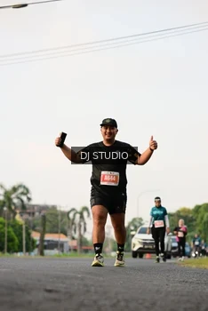 Runner Photo 4801499