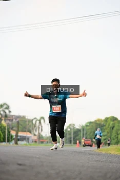 Runner Photo 4802003