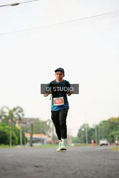 Runner Photo 4802055