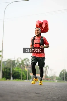 Runner Photo 4802100