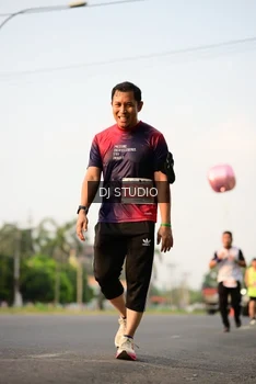 Runner Photo 4802236