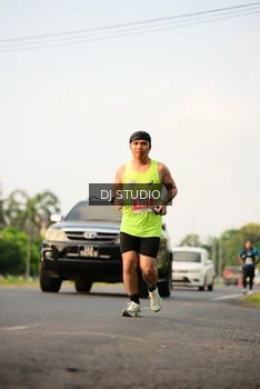 Runner Photo 4802281