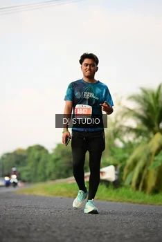 Runner Photo 4802875