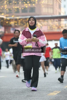 Runner Photo 4803179