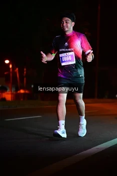 Runner Photo 4806273