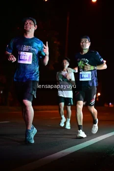 Runner Photo 4806677