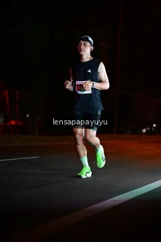 Runner Photo 4806717