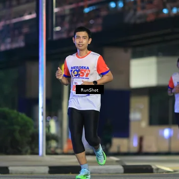 Runner Photo 4807334