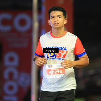 Runner Photo 4807855
