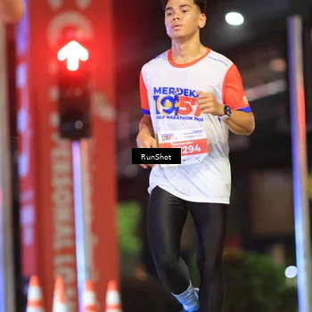 Runner Photo 4808848