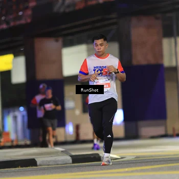 Runner Photo 4809008