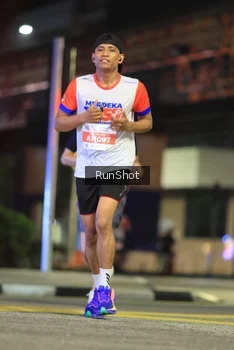 Runner Photo 4809068