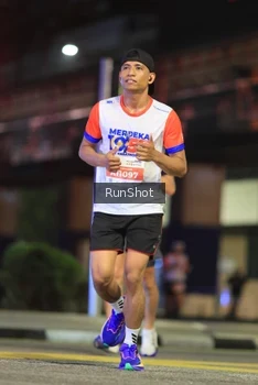 Runner Photo 4809073