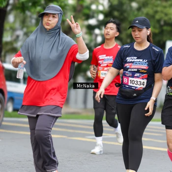 Runner Photo 48092