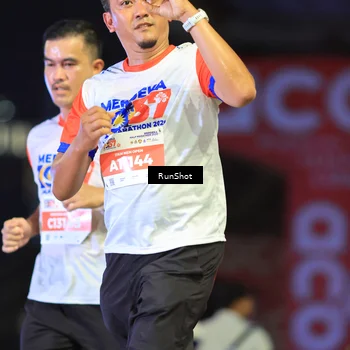 Runner Photo 4810279