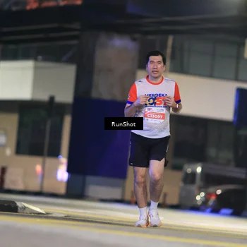 Runner Photo 4810422