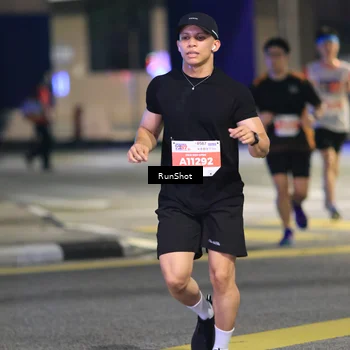 Runner Photo 4810467