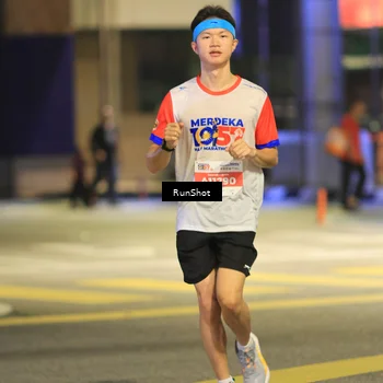 Runner Photo 4810500