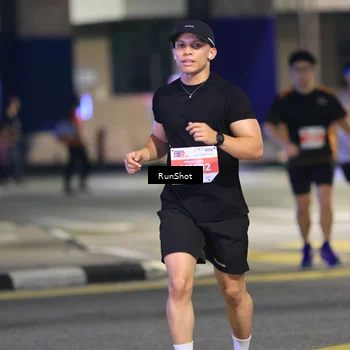 Runner Photo 4810565