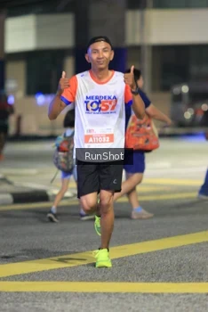 Runner Photo 4810606