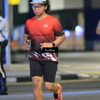 Runner Photo 4810650