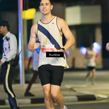 Runner Photo 4810695