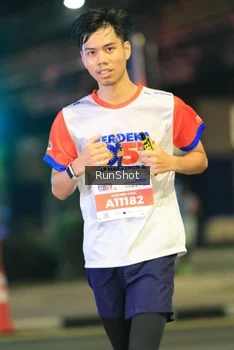 Runner Photo 4810816