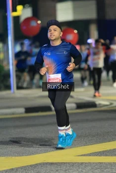 Runner Photo 4810899