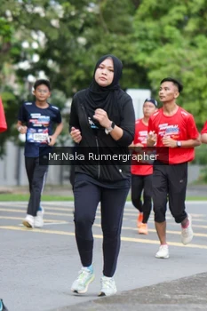 Runner Photo 48110
