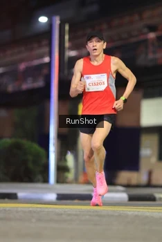 Runner Photo 4812909
