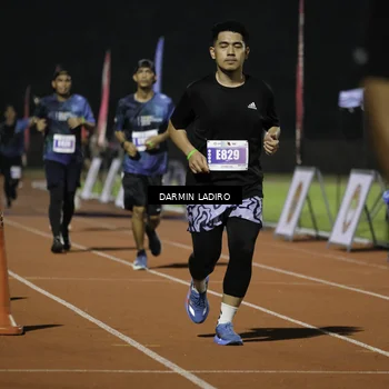 Runner Photo 4812990