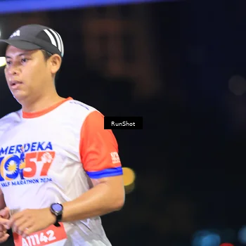 Runner Photo 4817062