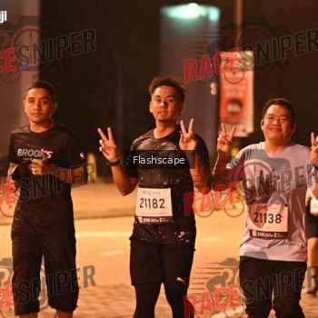 Runner Photo 482021