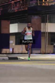Runner Photo 4822372