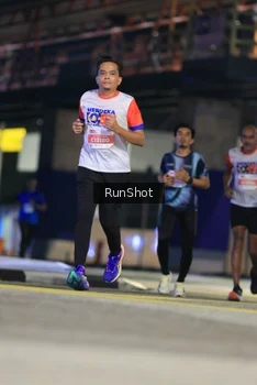 Runner Photo 4823566