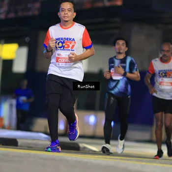 Runner Photo 4823602