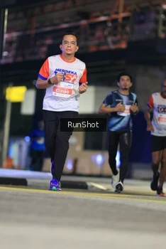 Runner Photo 4823675