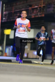 Runner Photo 4823690