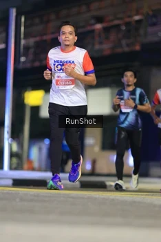 Runner Photo 4823732