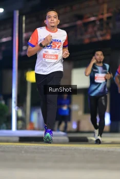 Runner Photo 4823775