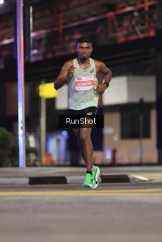Runner Photo 4824745