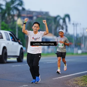 Runner Photo 4832733