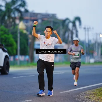 Runner Photo 4832739