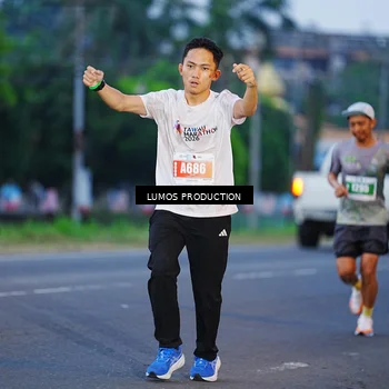 Runner Photo 4832755