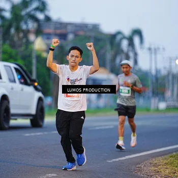 Runner Photo 4832756