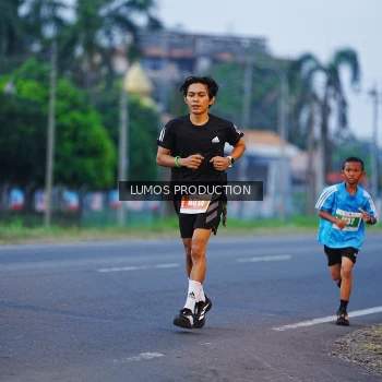 Runner Photo 4832851