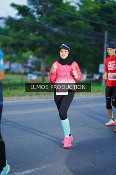 Runner Photo 4833024