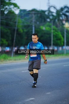 Runner Photo 4833025